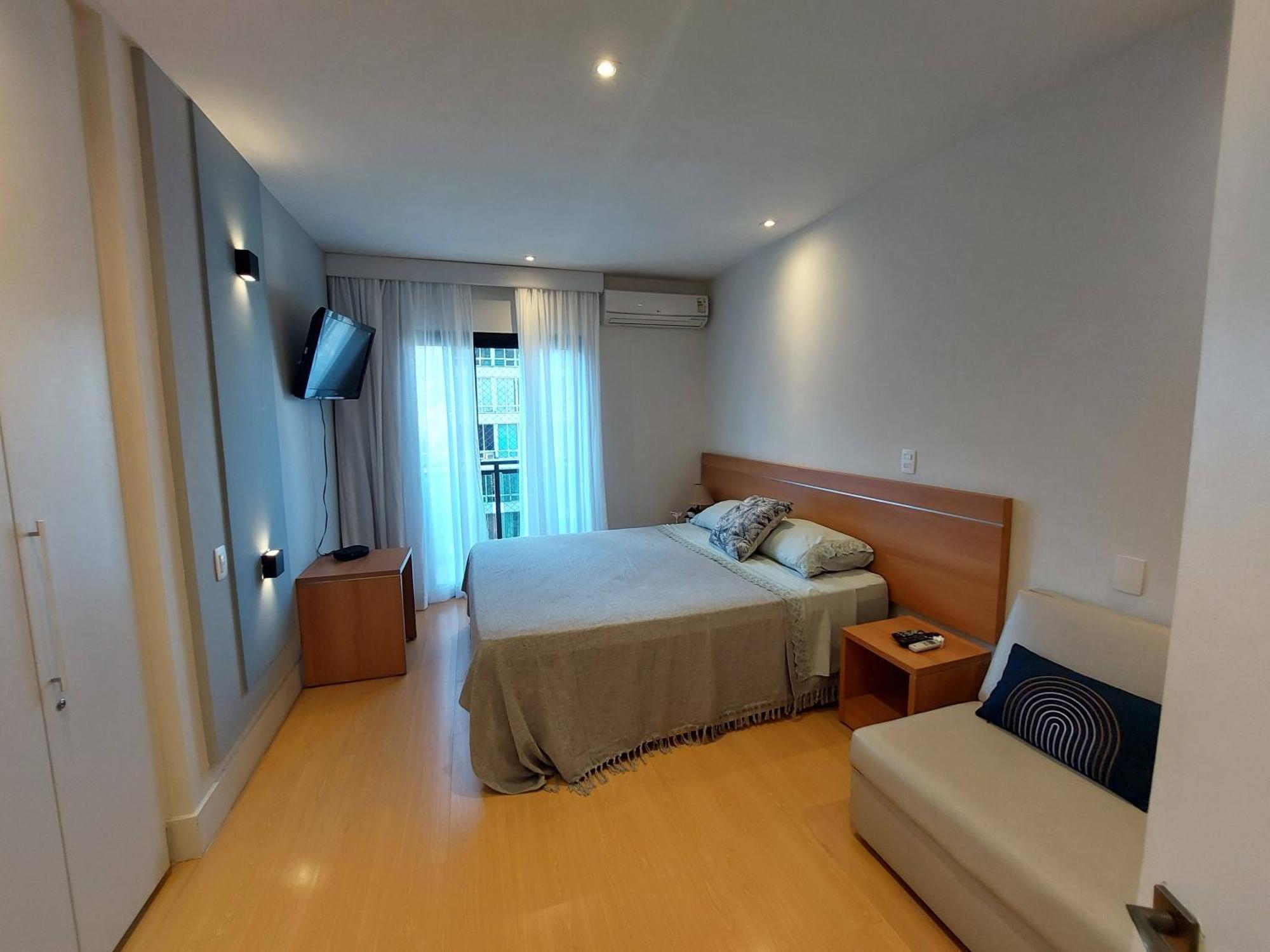 Apartamento Joao Lira Leblon 506 *
